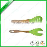 Kitchen Gadget Silicone Baby Scoop With Bamboo Handle thumbnail-3