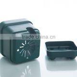 Resin Four Foot Flower Pot thumbnail-3