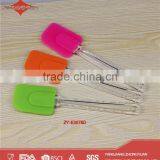 Large Size Head Design Custom Silicone Scraper With Plastic Handle thumbnail-1