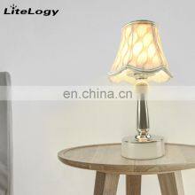 Classic Style Cloth Art Shade Hotel Bedside Table Lamp Modern Iron Base Desk Lamp thumbnail-4