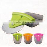 Hot Sale Plastic Handle Stainless Steel Blade Mini Pizza Slicer Wheel Cutter thumbnail-2