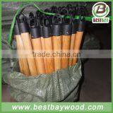 Varnish Coated Wooden Broom Handle thumbnail-4