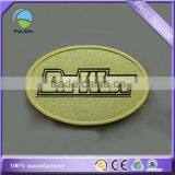 Custom Oval Shaped Gold Lapel Pins Sand-blasting Thick Screw Souvenir Badge thumbnail-2