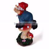 Custom Polyresin Funny Small Garden Gnome Figurine With Mushroom thumbnail-6