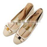 Adjustable Type Wooden Material Cedar Wood With Good Scent Single Tube Shoe Tree With String in the End