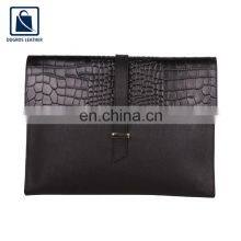 Eye Catching Deisgn Stylish Loop Closure Type Unisex Genuine Leather Laptop Slip thumbnail-5