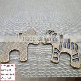 Wholesale Zinc Alloy Bronze Plaque Tiger Zebra Pendant thumbnail-2