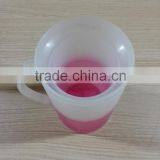 Plastic Frozen Cup With Handle thumbnail-2