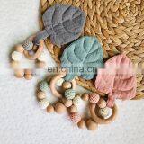 Игрушка-комфортер для младенцев с деревянным грызуном