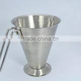 Stainless Steel Cone Measuring Cups With Spout thumbnail-2