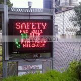 low price outdoor led advertising screen prices showing red color