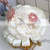 Luxury Handmade Flower Boquet Wiht Gorgeous Brooches thumbnail-3