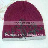 Fashion Knitted Winter Cap and Hat Gorro With Printed Logo thumbnail-1