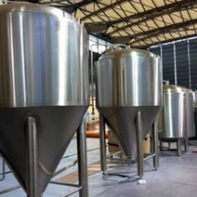 Fermenteur conique en acier inoxydable réfrigéré de 1000 L, grand équipement de brassage