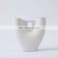 2021 Modern Unique Red Leopard Handbag Designed Ceramic Decorative Vase Large for Home Decor thumbnail-3