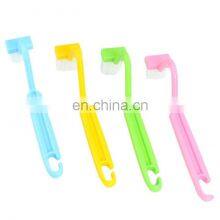 V Shape Portable Plastic Toilet Corner Scrubber Curved Cleaning Brush thumbnail-2