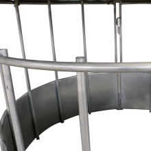 Cattle Round Bale Feeder With Cover Roof and Waterproof Horse Hay Feeder for Sheep Farm thumbnail-4