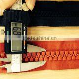Fashion Big Teeth Ykk Color Ykk Quality Open End Plastic Zipper thumbnail-3