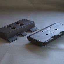 RP802 RP803 300mm Rubber Track Pads Bolted to Chain Links for Sales thumbnail-5