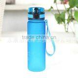 New Arrival China Top Quality Cobalt Blue Glass Water Bottle thumbnail-3