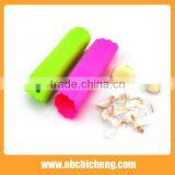 Silicone Garlic Press/Garlic Peeler thumbnail-5