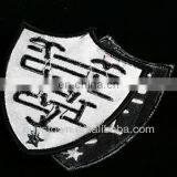 Custom Fashion Design Embroidery Woven Label for Garment thumbnail-2