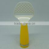 PLASTIC KITCHEN TOOL CHEESE SERVER
