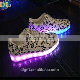 Live Show Best Selling Magnetic Led Light Running Shoes for Adult thumbnail-2
