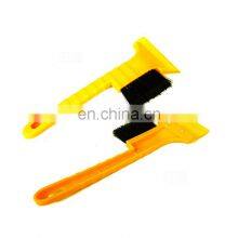 XT Car Multi-Function Ski Two-In-One Long Handle With Brush Tendon Snow Shovel thumbnail-3