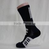 Men fashionable compression cotton blend jacquard sport socks