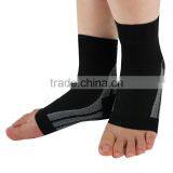 Foot Sleeves for Plantar Fasciitis, Heel Spurs, Arch Pain & Foot Swelling thumbnail-3