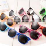 Cheap Classic Promotional Wholesale China Sungalsses thumbnail-4