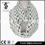 2015 new design wholesale knitted round neck scarf