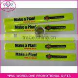 Silkscreen Reflective PVC Slap Band Wide Bracelets For Promotion thumbnail-5