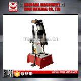 Oil Pressure shoe Last Releasing Machine shoe last slipping machine