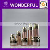 2015 New Design Wholesale Luxury Cosmetic Container Set