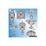 Sell Dinnerware, Hand-Painted Rose Pattern With Gold Leaves thumbnail-1
