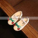 In the Autumn of 2016 Children's Shoes Super Soft Girls Princess Shoes Cute Cherry Dance Shoes Wholesale thumbnail-3