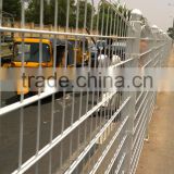 Top Curvy Welded Steel Road Fence with double horizontal wire