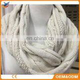 2017 New Arrival Pom Scarf With Bottom Price