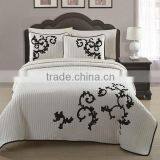 4pcs Embroidery Cotton Comforter Sets 205TC Leaf Embroidery King Size Black/White Color thumbnail-1