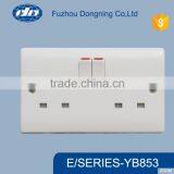 13A TWIN Univereal Socket With Neno YB853