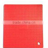 Silicone Grid Multifuction Pot Holder thumbnail-1