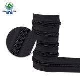 Hot Sale Zipper 8# Nylon Zippers Coil Zips in Rolls for Luggages thumbnail-3