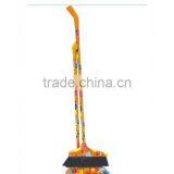 High Quality Household Cleaning Printing Plastic Dustpan With Long Handle thumbnail-3