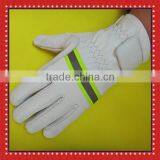 Automotive Reflective Car Driving Gloves thumbnail-1