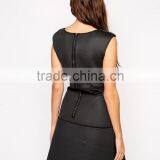 Sisley Structured Dress in Mesh Fabric thumbnail-2