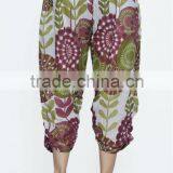 Women Cotton Black Mulicolored Flowers Design Short Harem Capri Pants thumbnail-6