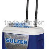 USA Made Igloo VTRIO Roller Cooler - 28 Quarts (41 Can Capacity), Features Non-marking Wheels and Telescopic Handle thumbnail-3