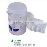 Plastic Measuring Cup With Measuring Spoons thumbnail-1